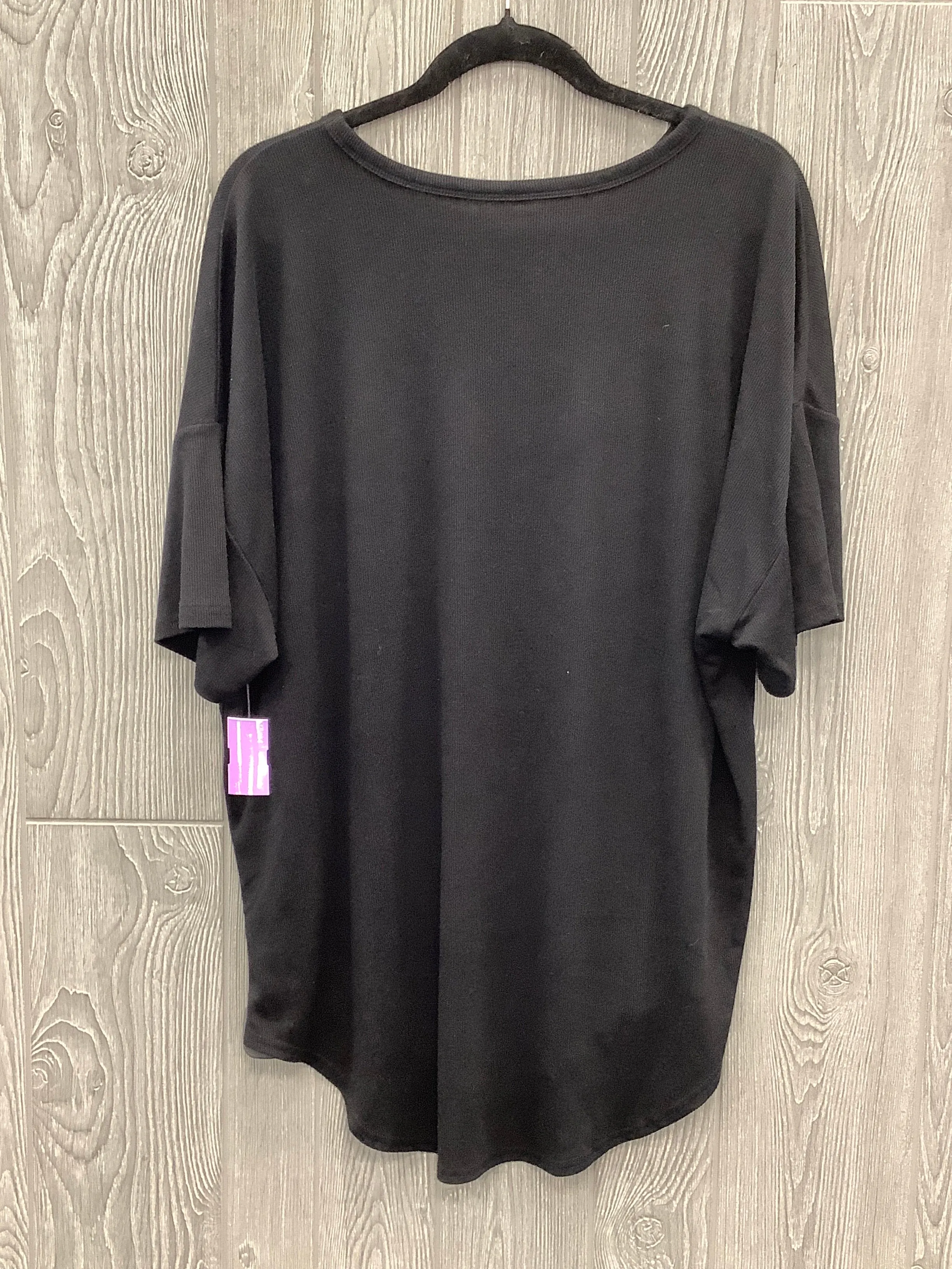 Black Top Short Sleeve Clothes Mentor, Size L