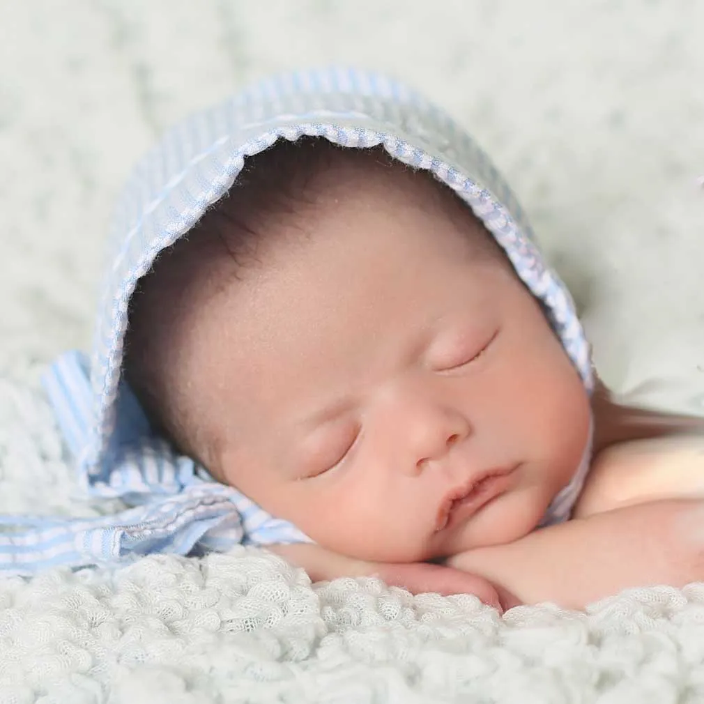Blue Stripe Seersucker Bonnet Baby: 0-3 Months