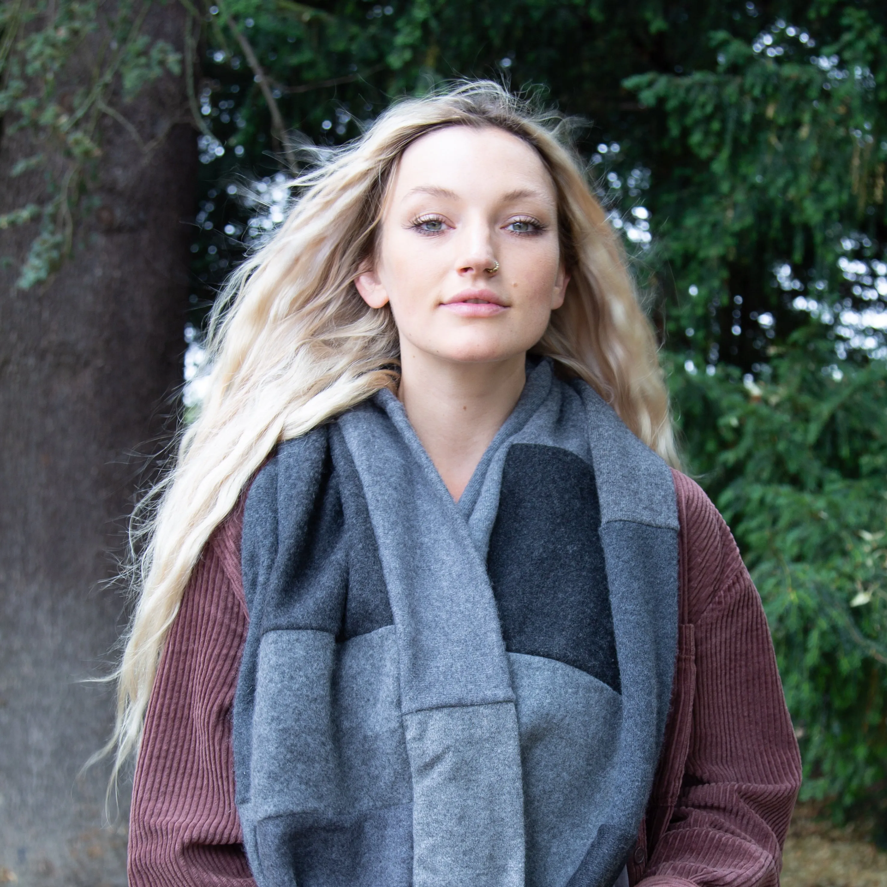 Cashmere Loop - Grey Mix