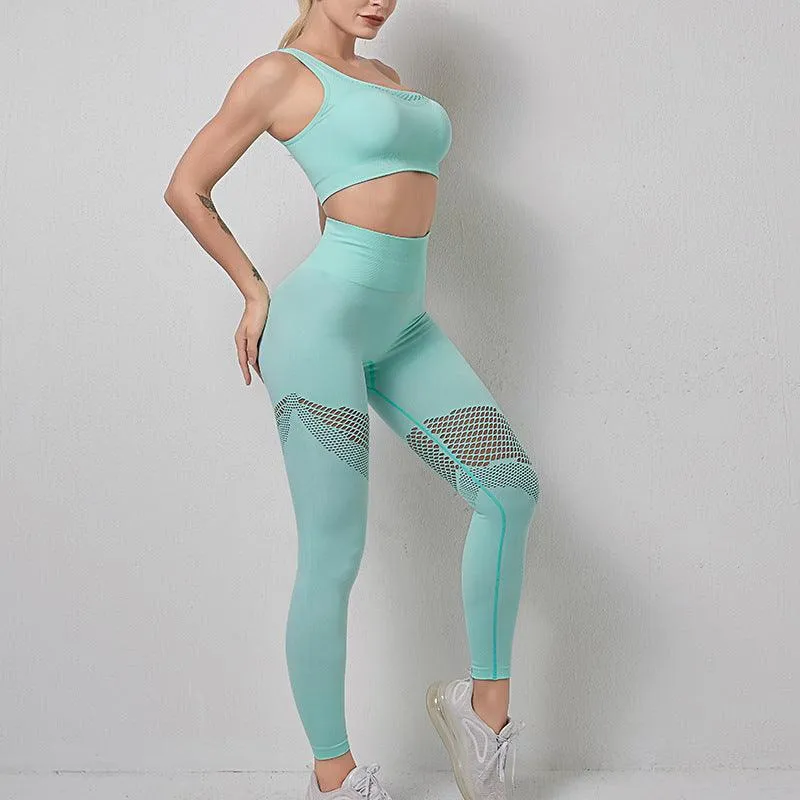 Show thin hollow-out crop top