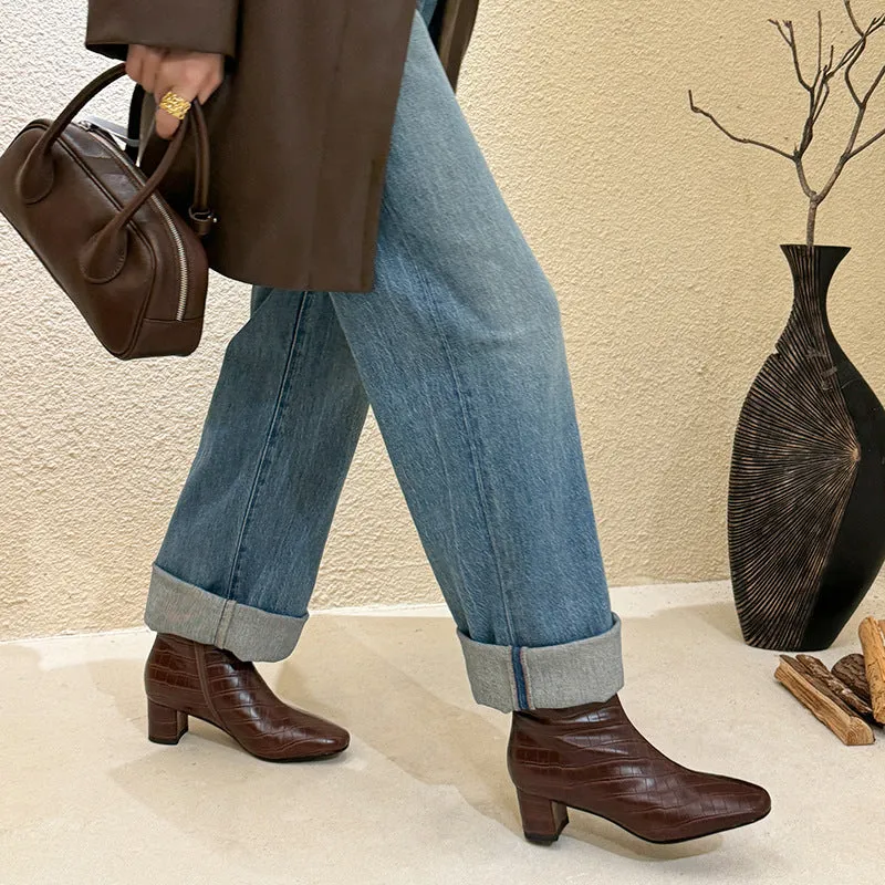 Women's Round-Toe Chelsea Boots in Crocodile-Embossed Cowhide Leather